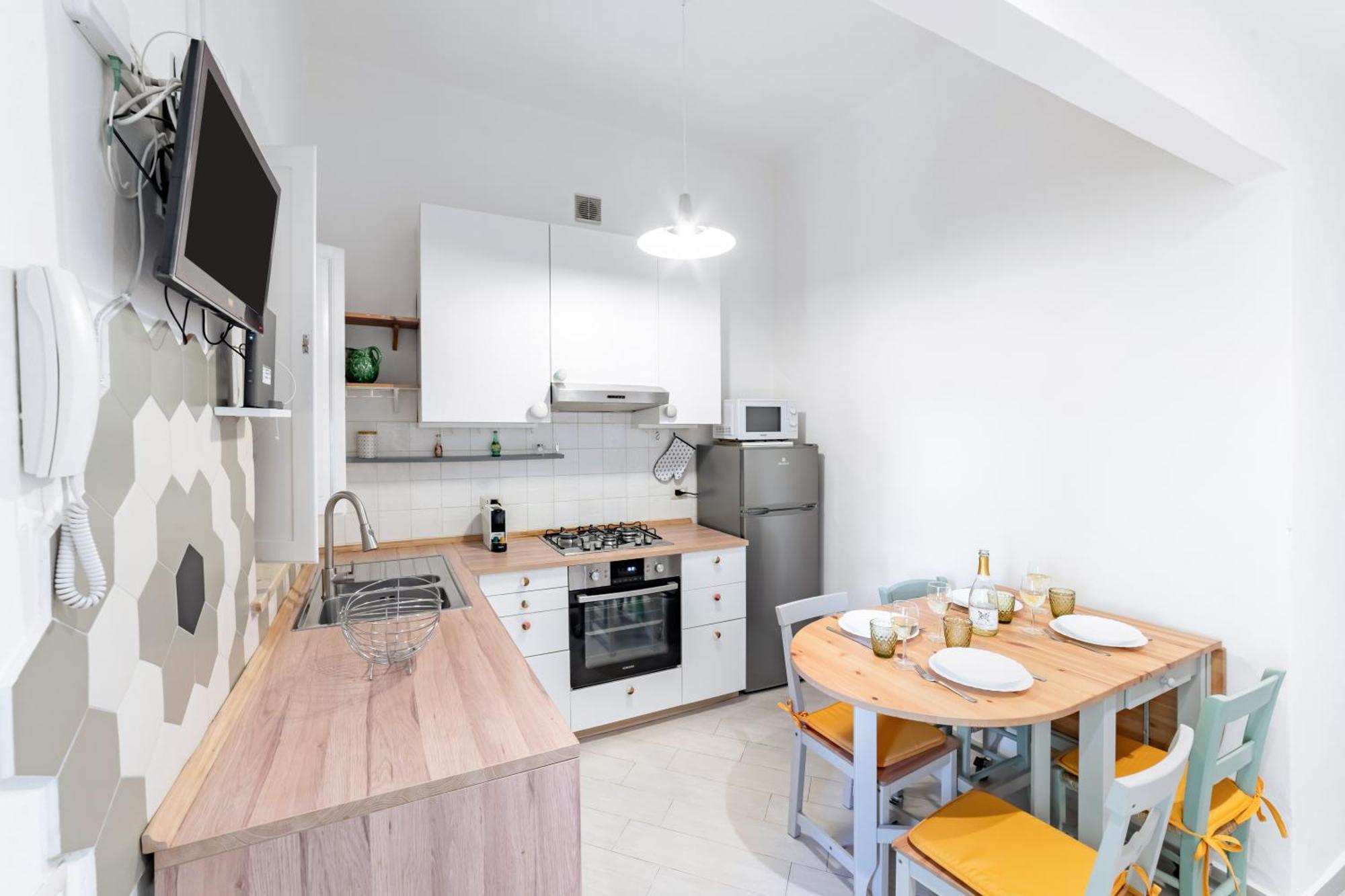 פיזה Hostly-Garden House San Lorenzo-Few Steps To Tower מראה חיצוני תמונה