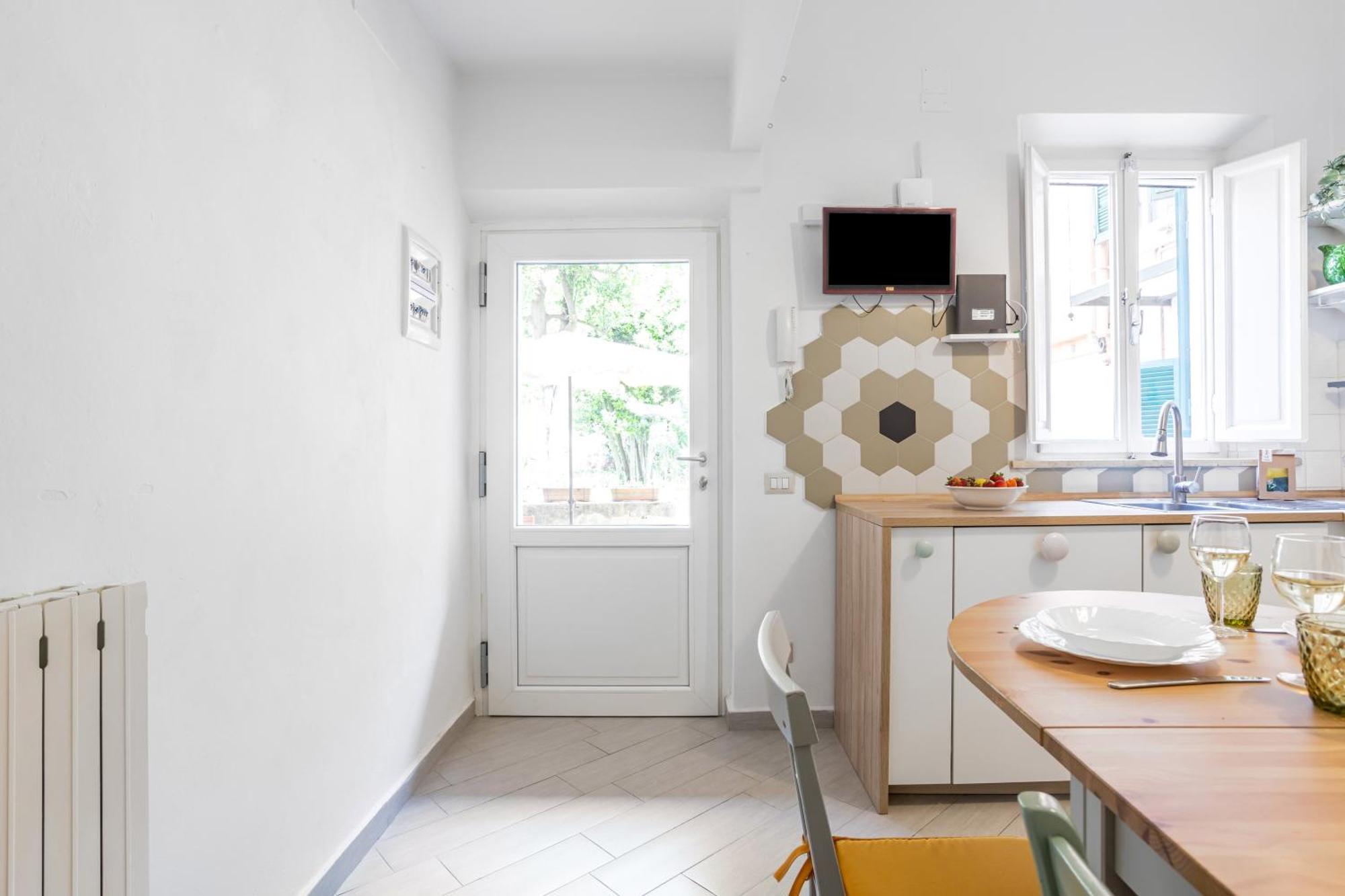 פיזה Hostly-Garden House San Lorenzo-Few Steps To Tower מראה חיצוני תמונה